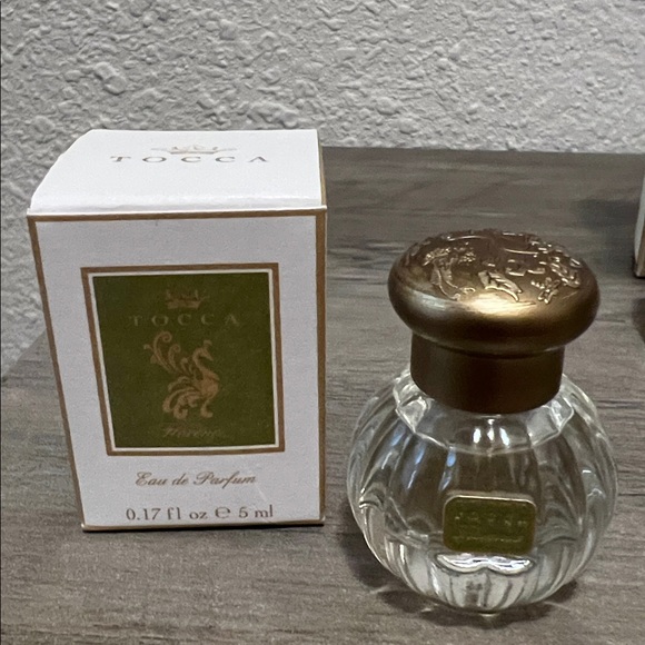Tocca Florence Mini Perfume & Body Oil Samples Set - Picture 2 of 4